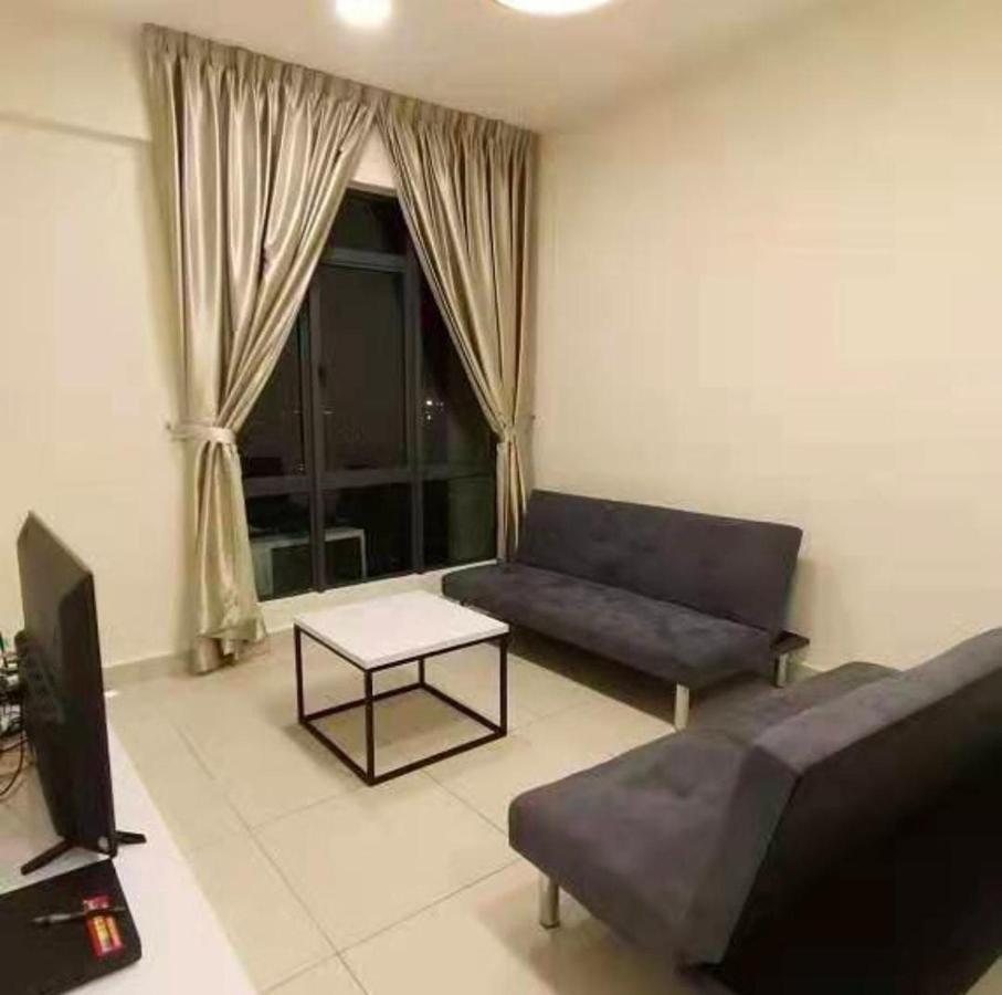 Arc Austin Hill Apartment Johor Bahru Esterno foto