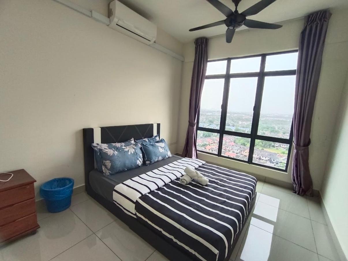 Arc Austin Hill Apartment Johor Bahru Esterno foto