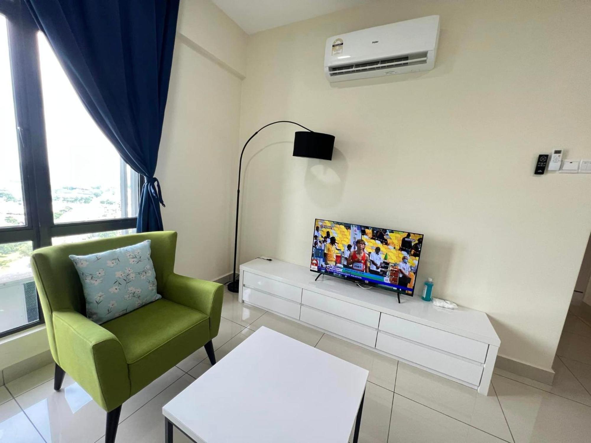 Arc Austin Hill Apartment Johor Bahru Esterno foto
