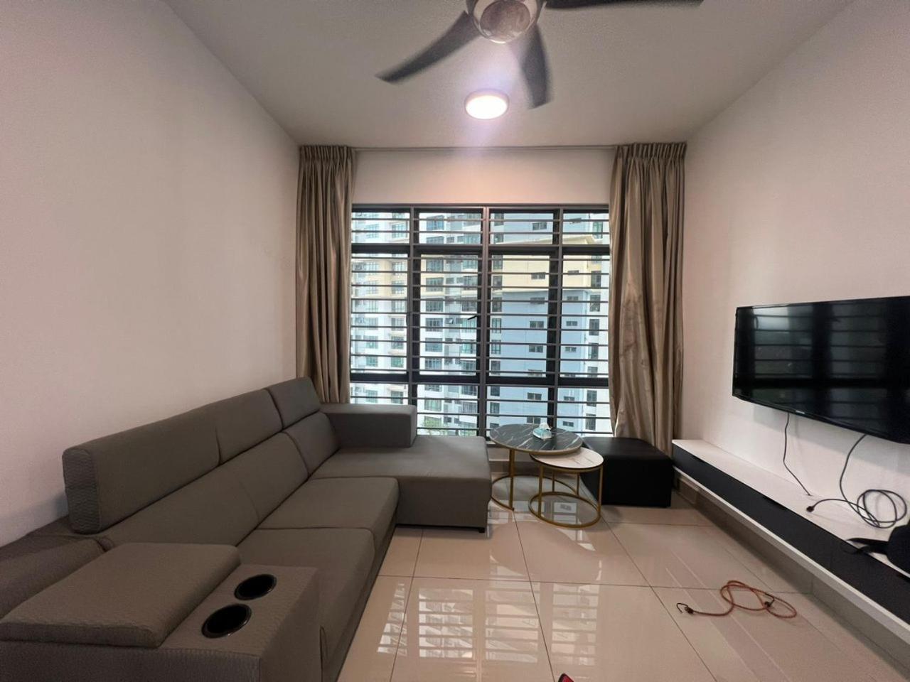 Arc Austin Hill Apartment Johor Bahru Camera foto