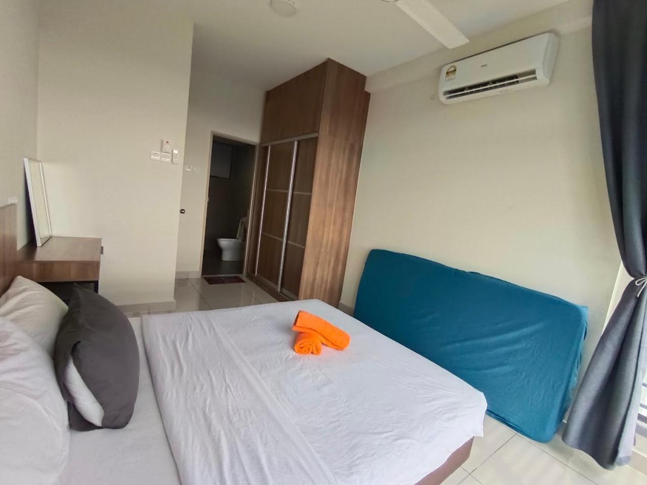 Arc Austin Hill Apartment Johor Bahru Esterno foto