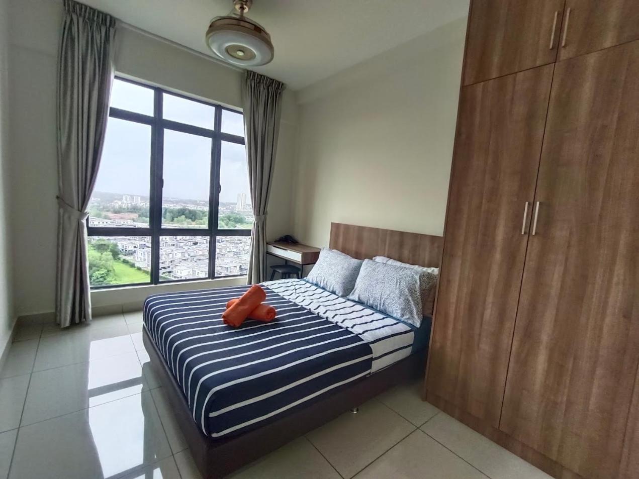 Arc Austin Hill Apartment Johor Bahru Esterno foto