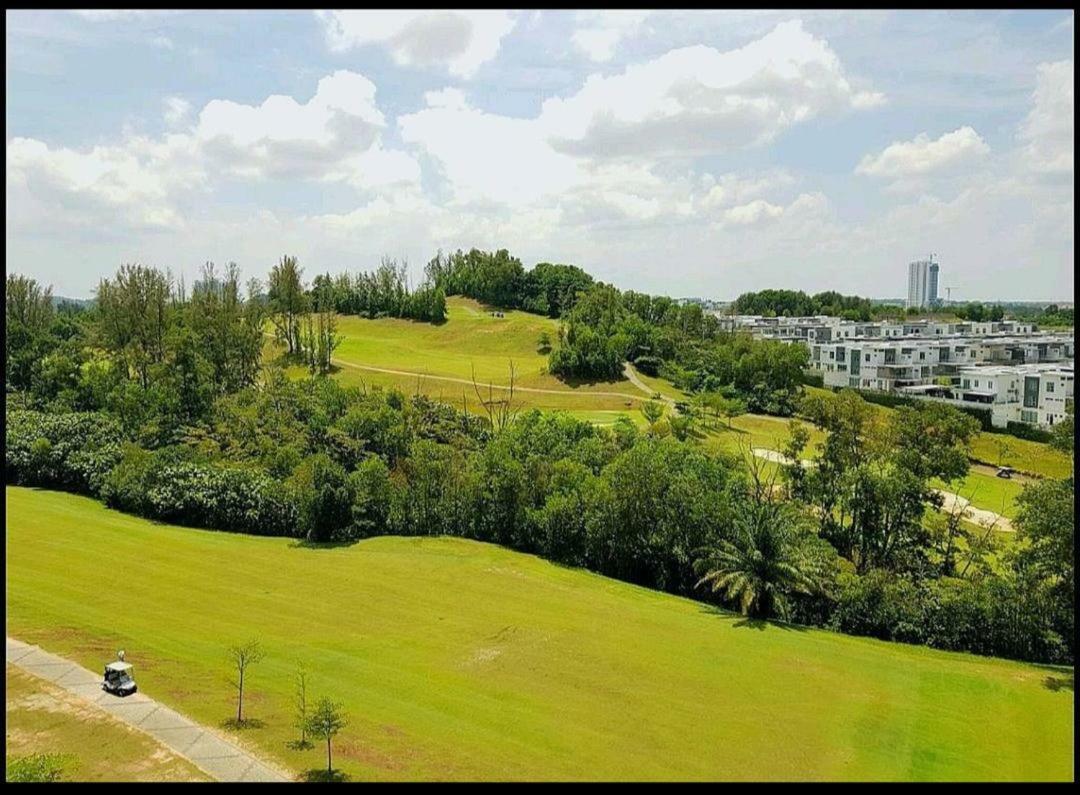 Arc Austin Hill Apartment Johor Bahru Esterno foto
